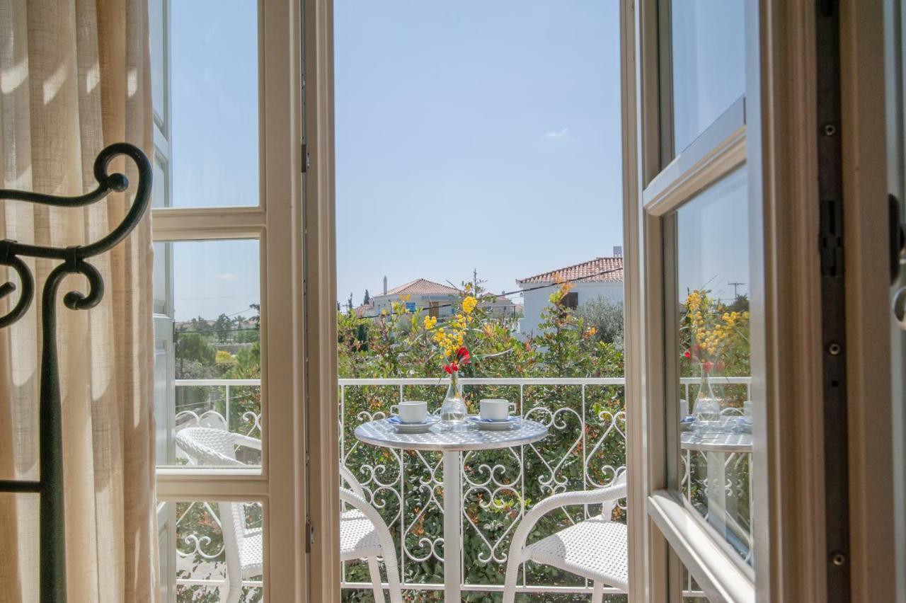 Mimoza Hotel Spétses Buitenkant foto