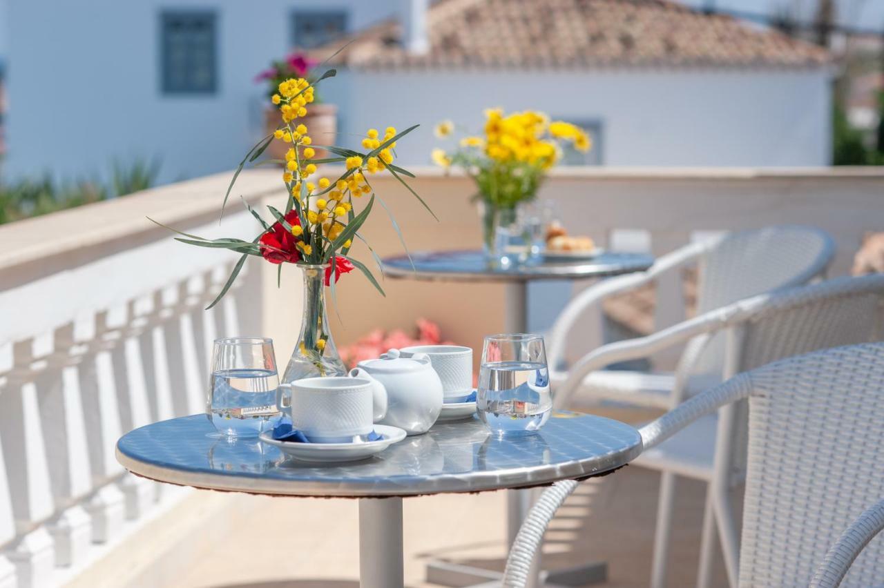 Mimoza Hotel Spétses Buitenkant foto