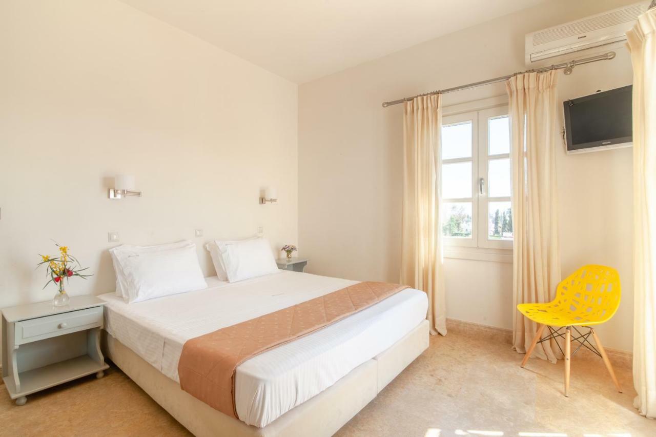 Mimoza Hotel Spétses Buitenkant foto
